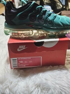 Nike Kids Air VaporMax Plus – Teal and Black